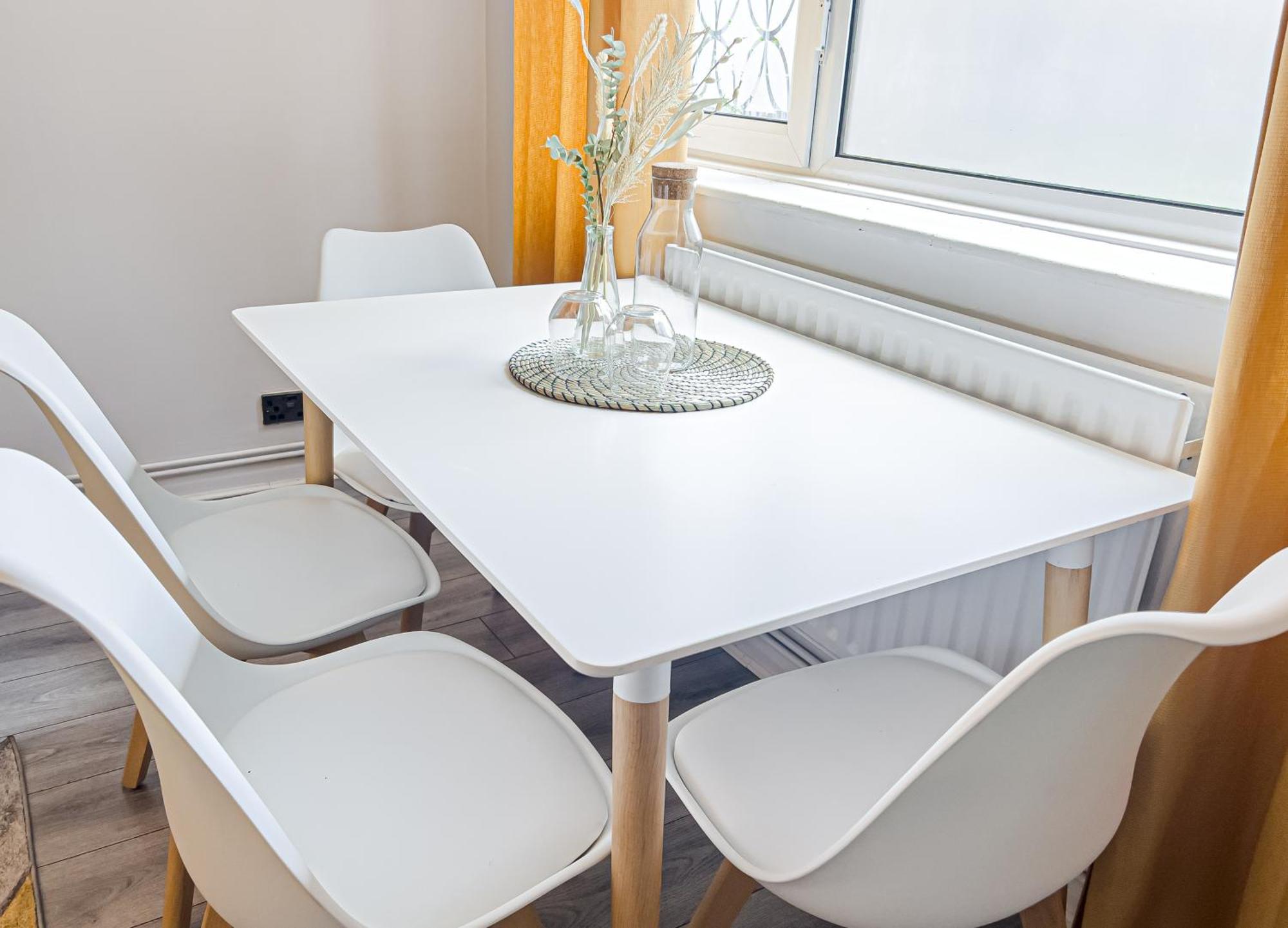 Apartment Stylish Bridge Hideaway *