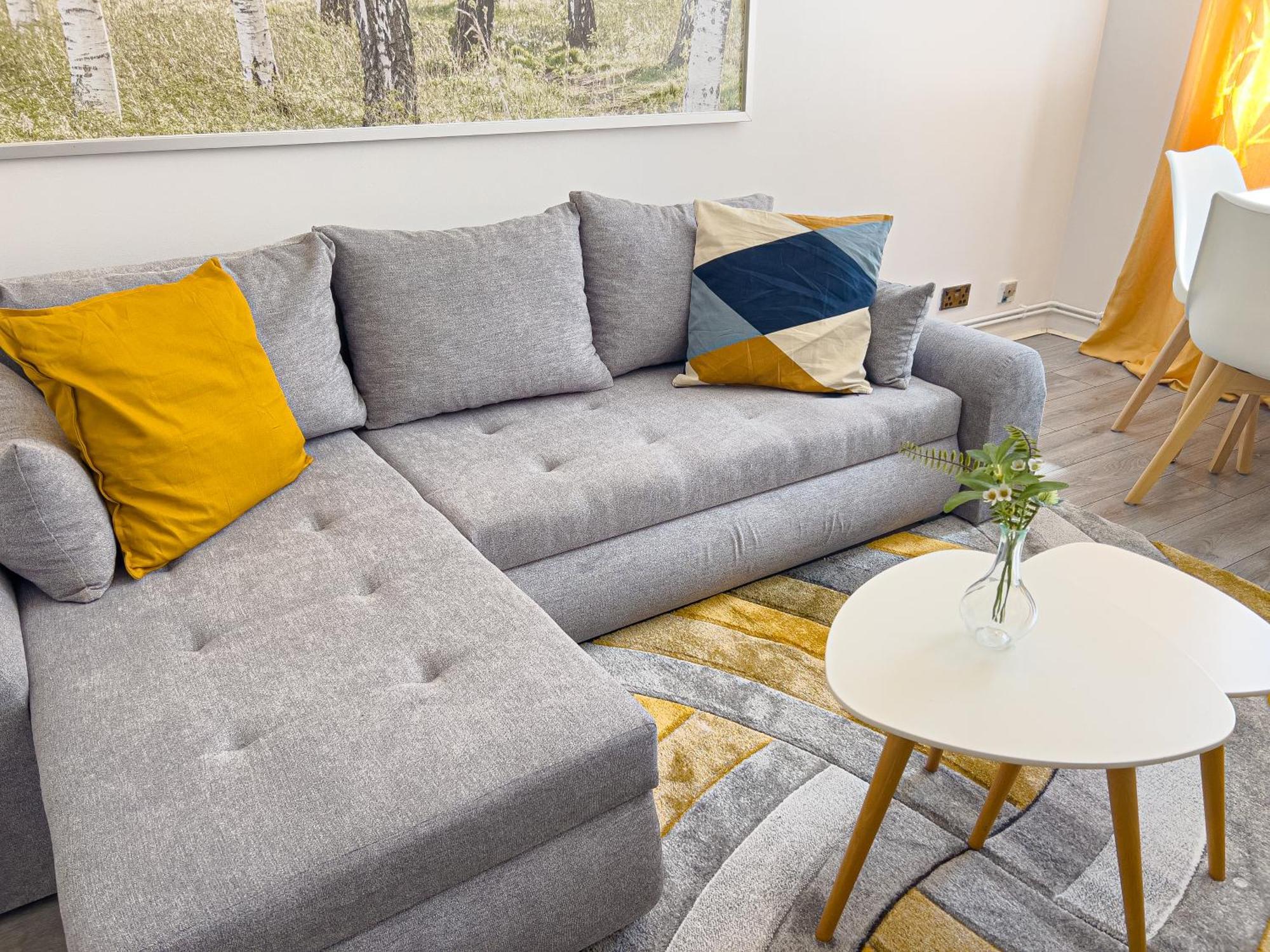 Stylish Bridge Hideaway * London